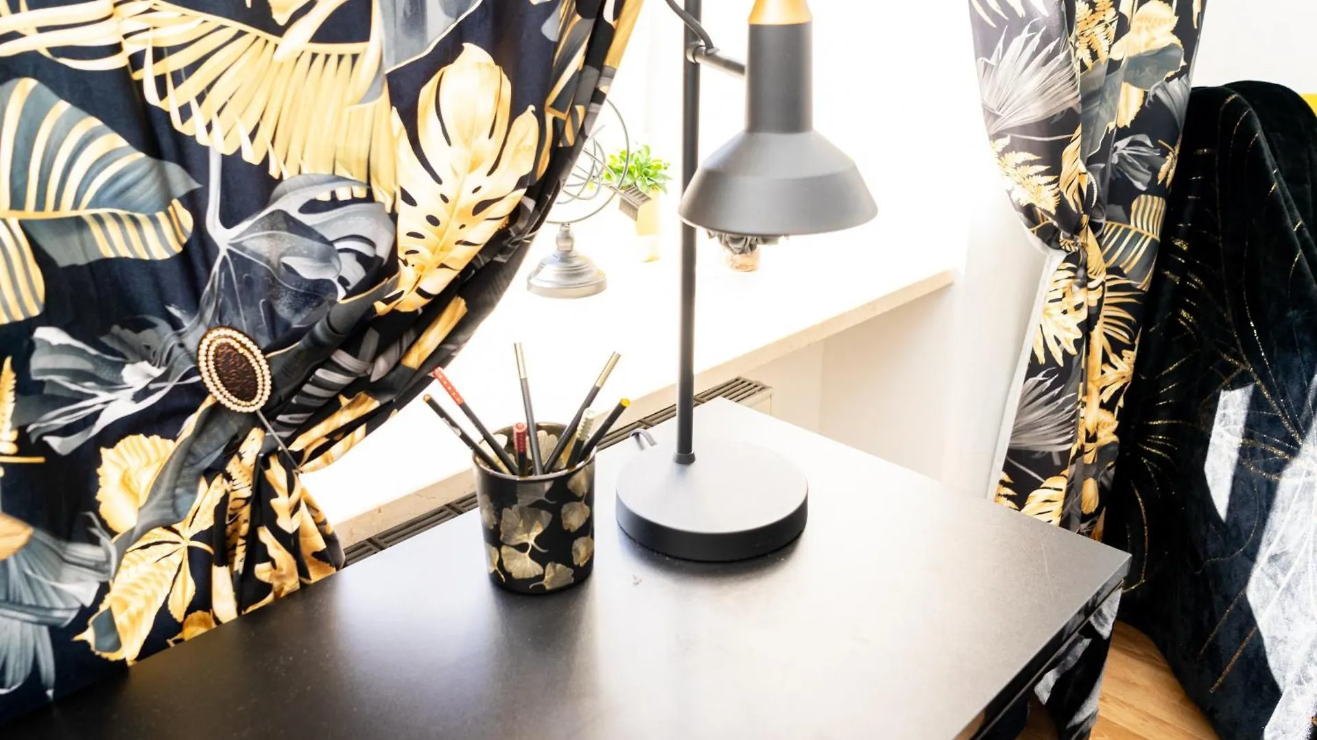 Charming Apartments In The Heart Of Lviv - Valova, Nasypna Str 0*,